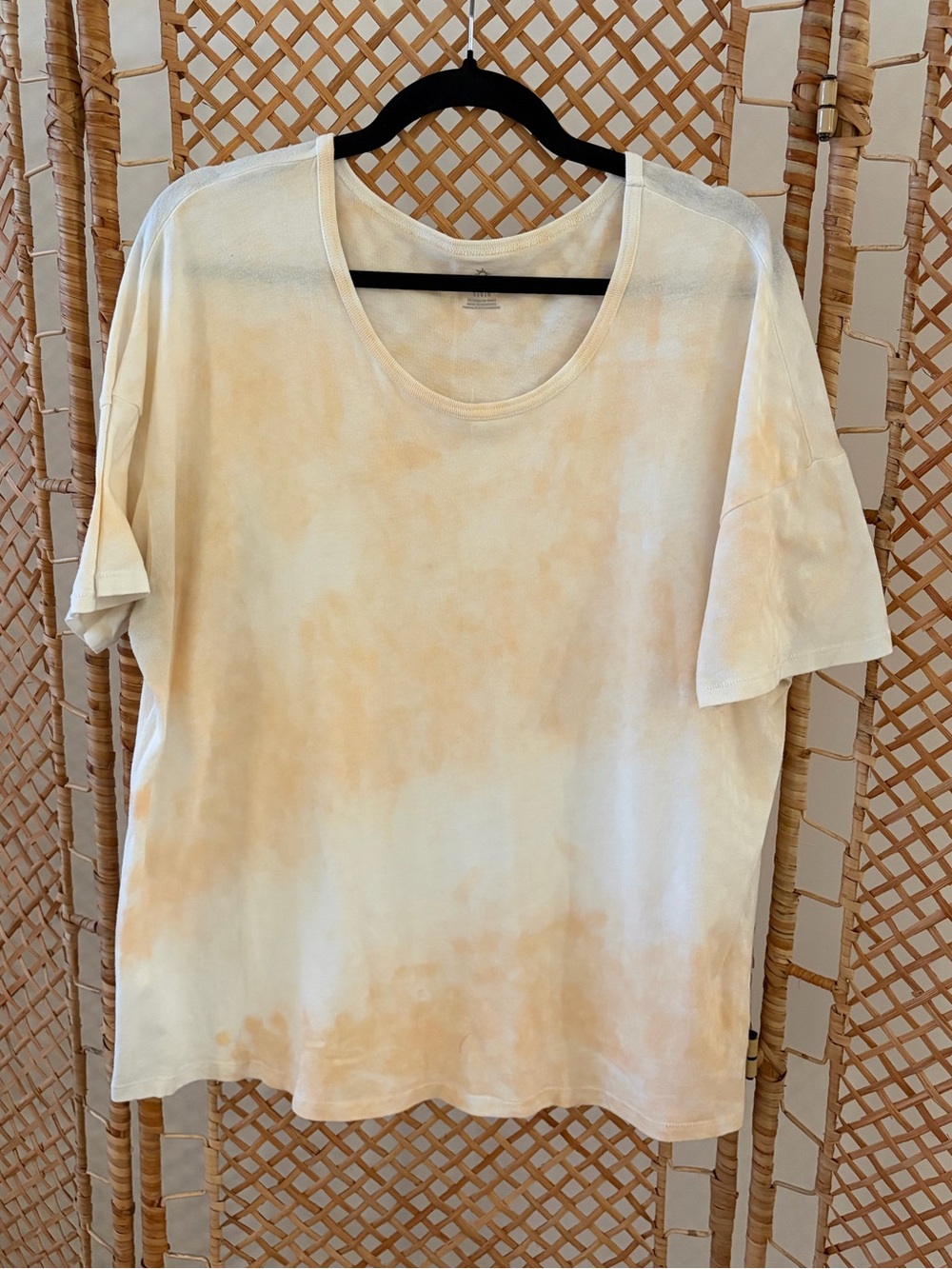 Aerie Women’s Relaxed-Fit Cream/Peach Tie-Dye Short Sleeve Tee